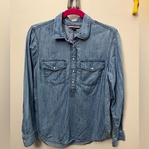 Tommy Hilfiger Denim Casual Button Down Shirt